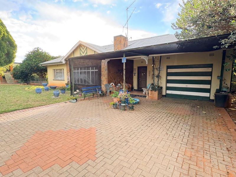 House For Sale in Verwoerdpark - Photo 1