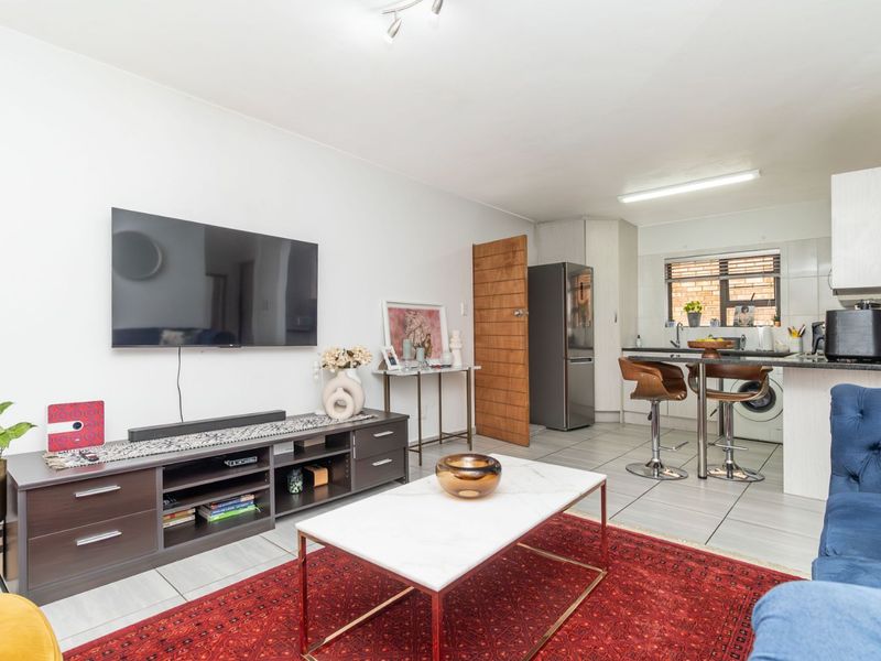 Apartment For Sale in Honeydew - Photo 5
