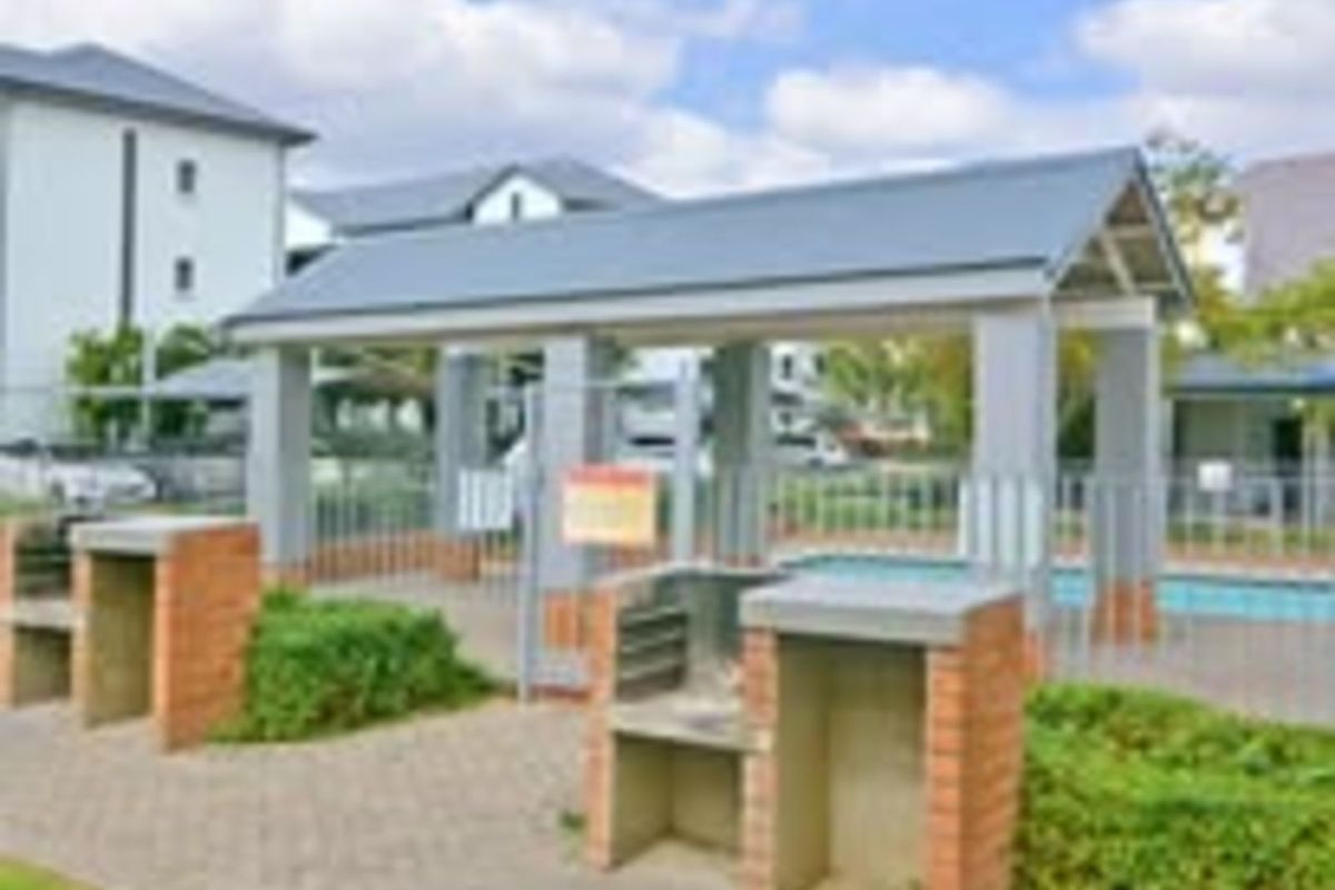 Apartment For Sale in Broadacres - Photo 2