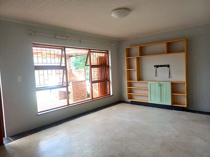 House For Sale in Brenton On Lake - Photo 6