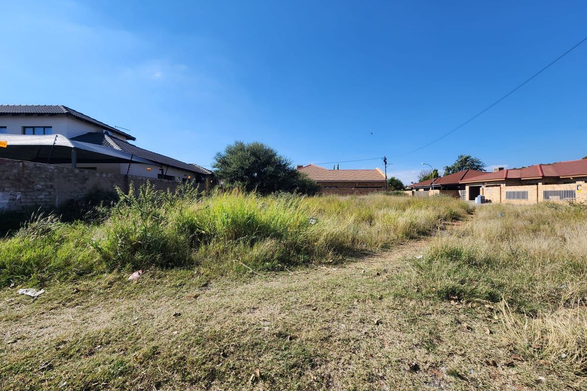 Vacant Land Residential For Sale in Hadison Park - Photo 3