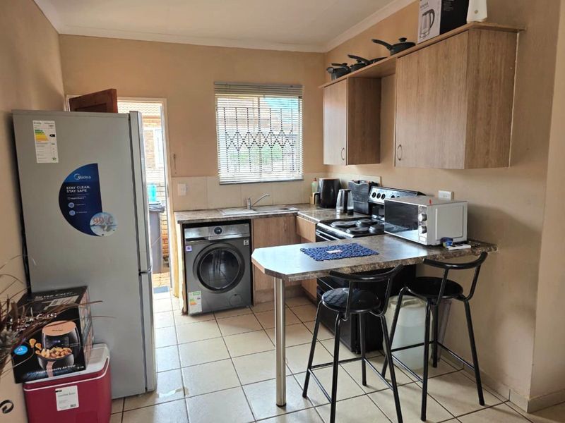 House For Sale in The Orchards - Photo 9