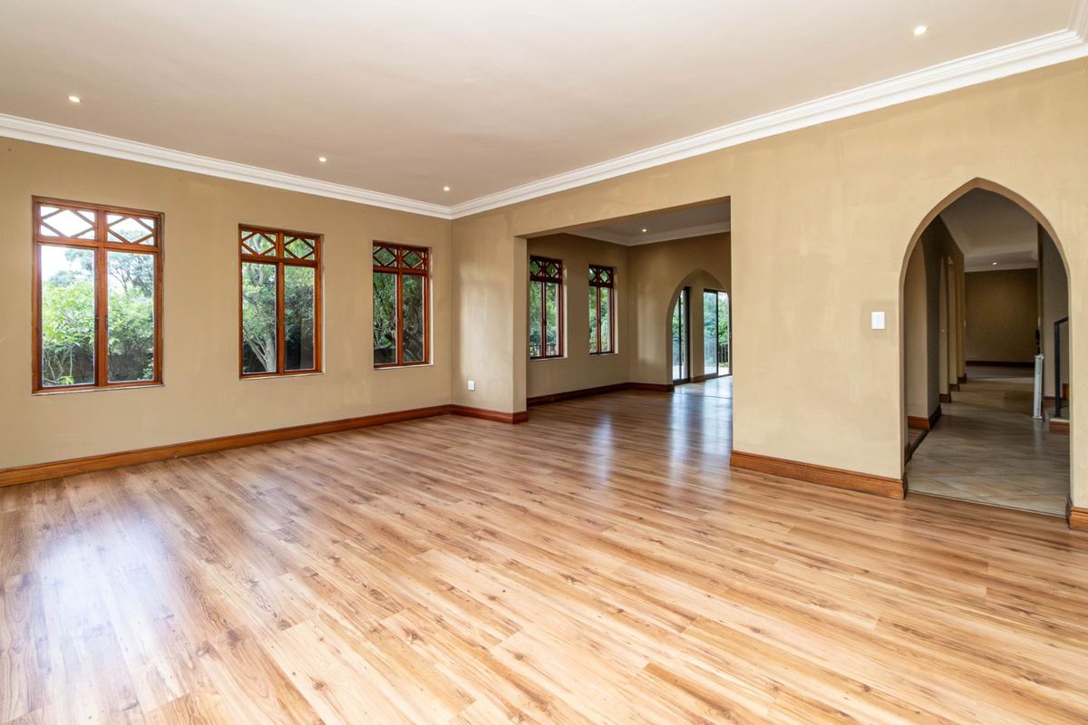House To Rent in North Riding - Photo 4