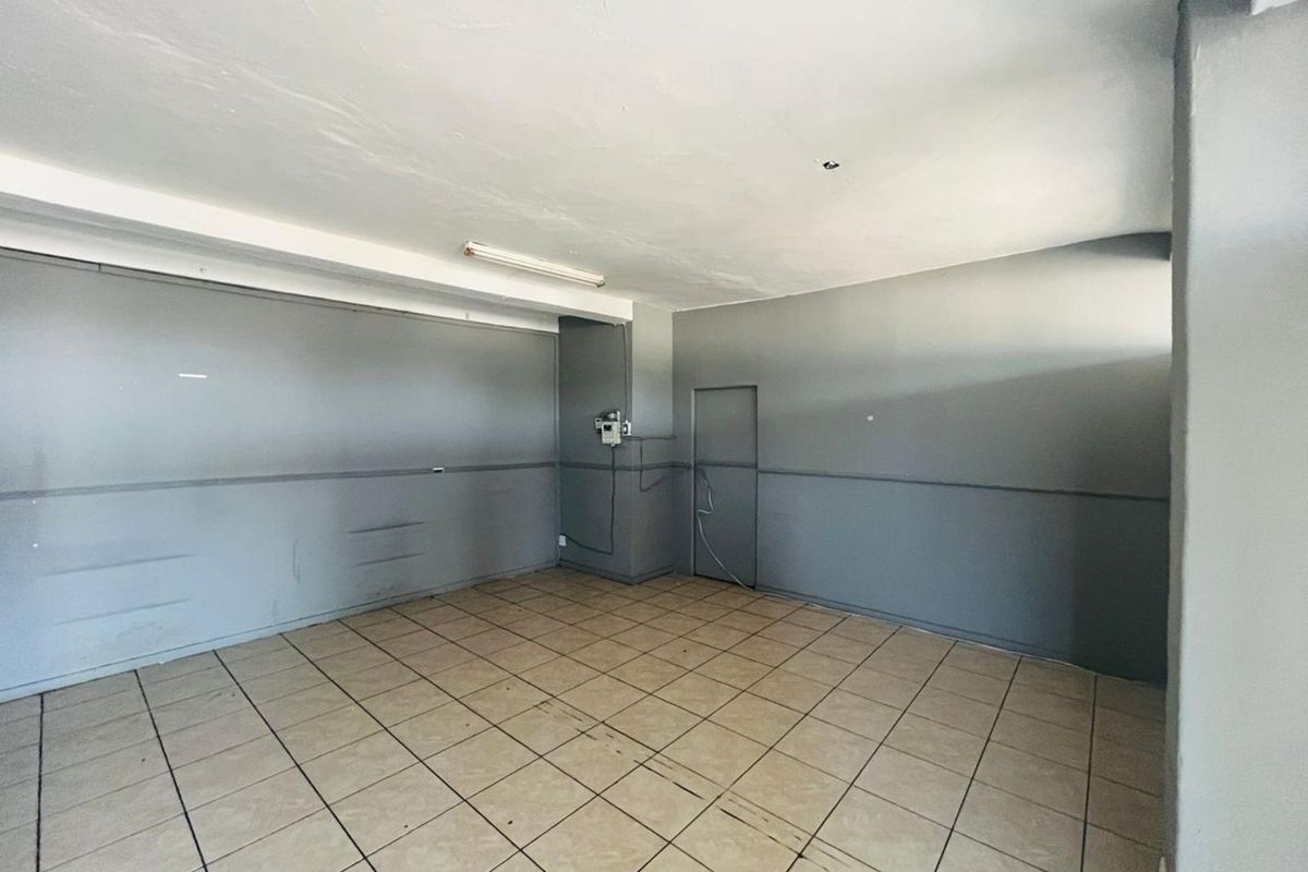 Business To Rent in Aloe Ridge - Photo 2