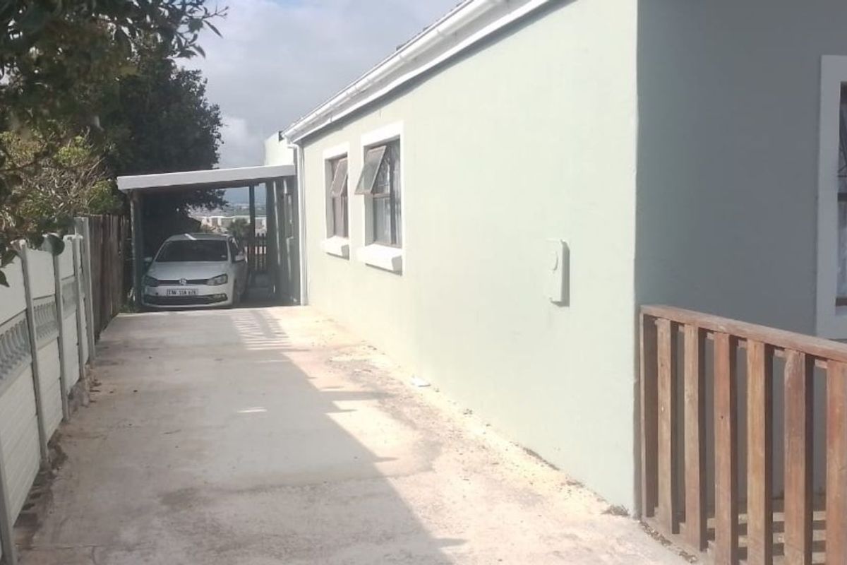 House For Sale in Pacaltsdorp - Photo 2