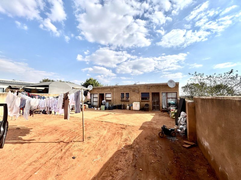 House For Sale in Mahube Valley - Photo 2