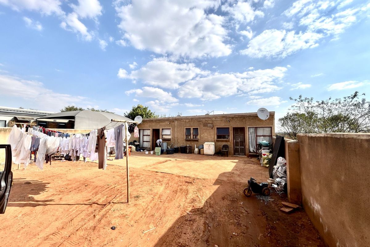 House For Sale in Mahube Valley - Photo 2