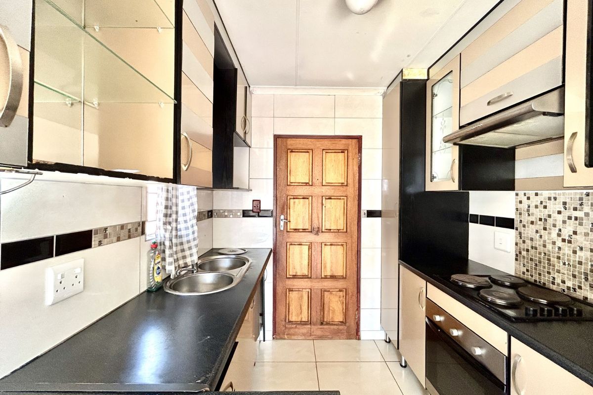 House For Sale in Mahube Valley - Photo 4