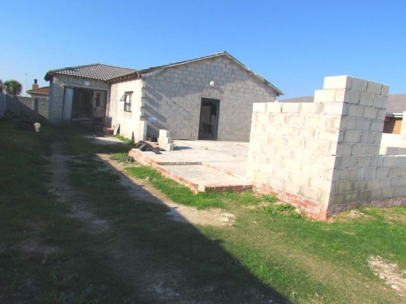House For Sale in Bluewater Bay - Photo 1