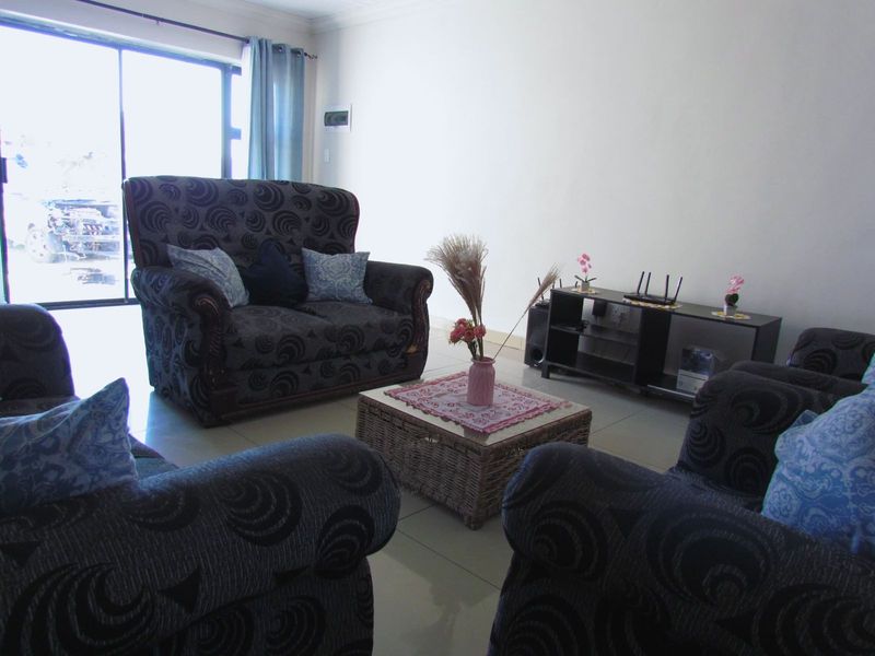 House For Sale in Bluewater Bay - Photo 4