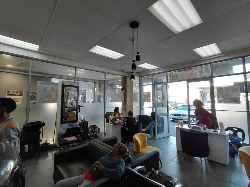 Retail To Rent in Die Wilgers - Photo 7