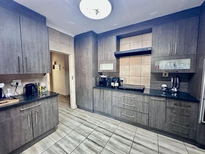 House For Sale in Del Judor - Photo 4