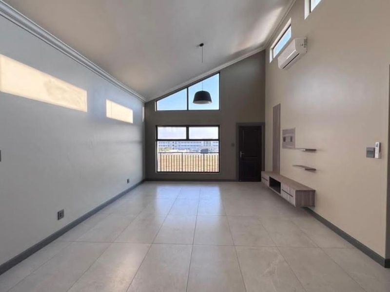 Apartment For Sale in El Toro Park - Photo 3