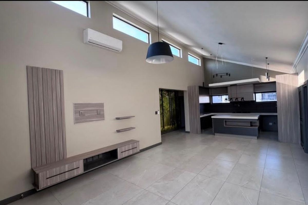 Apartment For Sale in El Toro Park - Photo 4