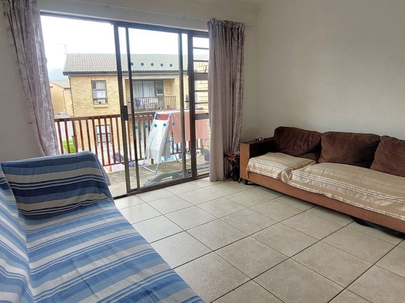 Apartment For Sale in Fairview Golf Estate - Photo 3