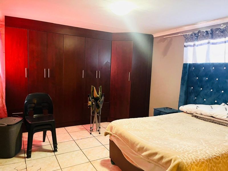 House For Sale in Embalenhle - Photo 6