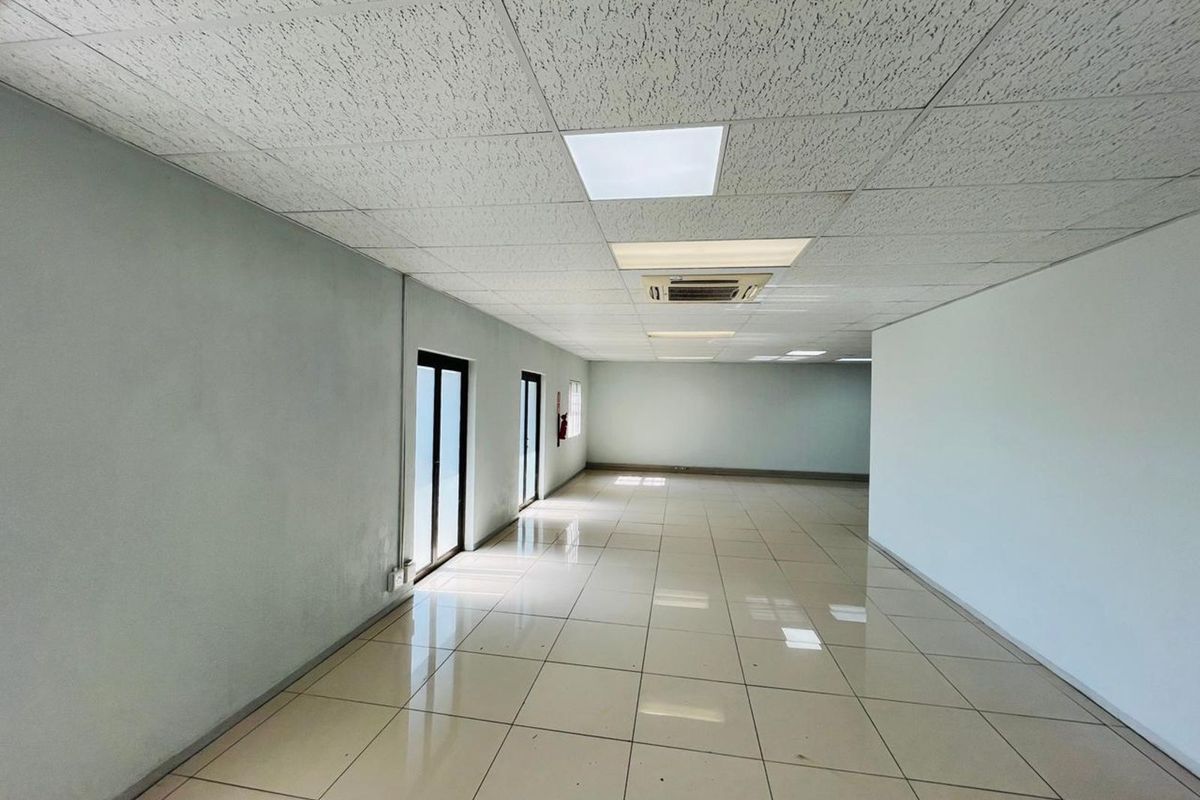 Business To Rent in Aloe Ridge - Photo 3