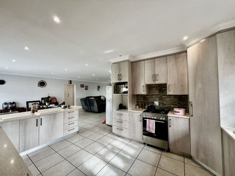 House For Sale in Dolphin Creek Golf Estate - Photo 6