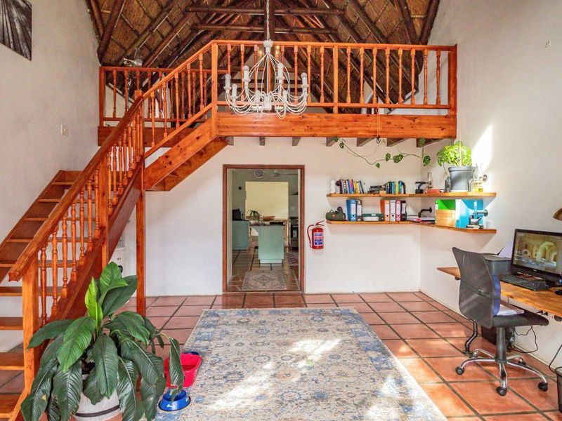 House For Sale in Montagu Central - Photo 3