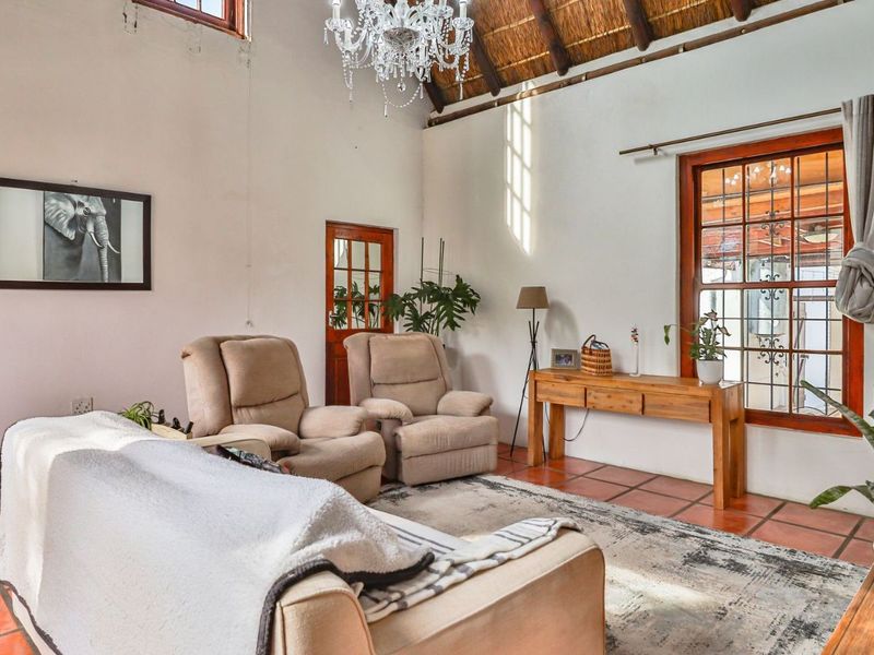 House For Sale in Montagu Central - Photo 10