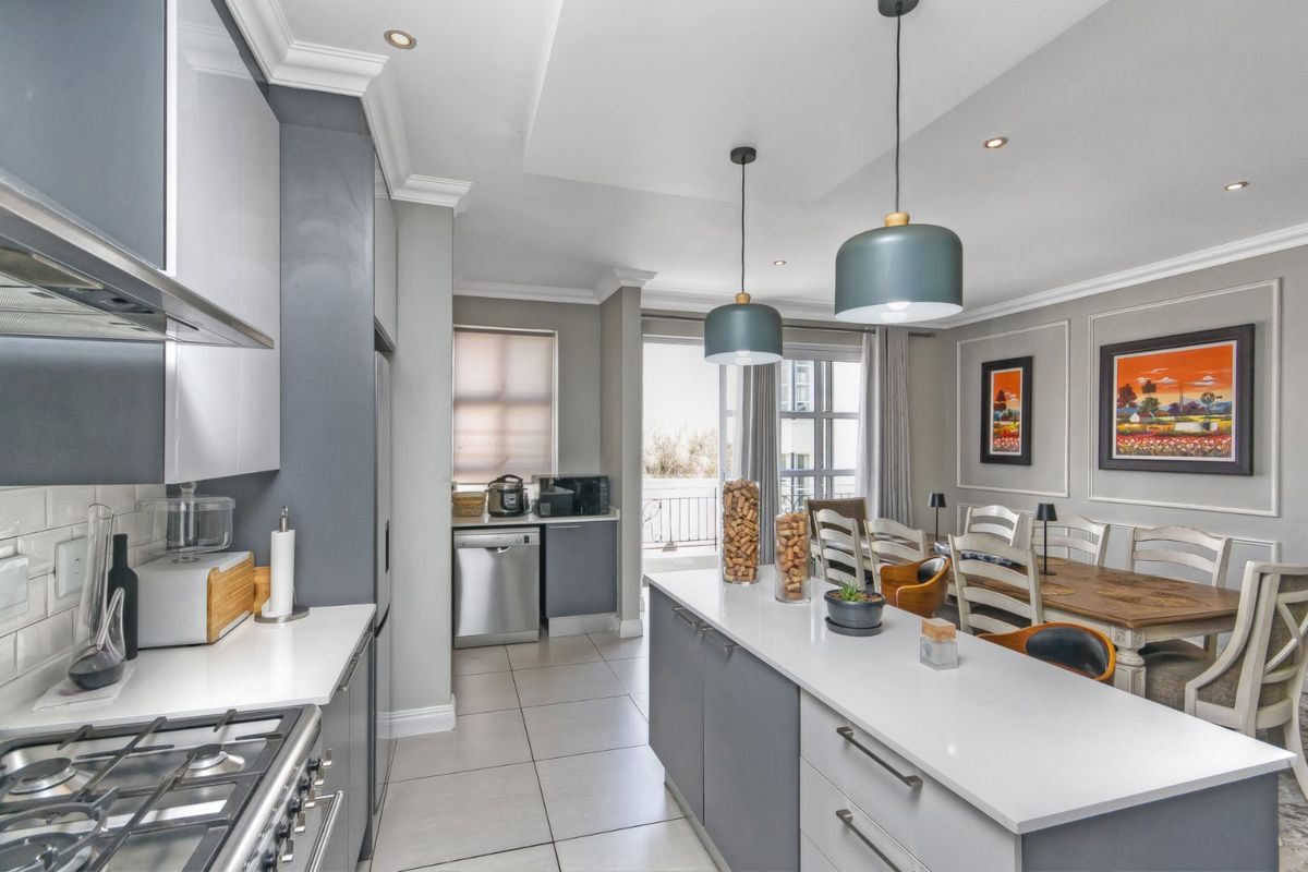 House To Rent in Bryanston - Photo 3