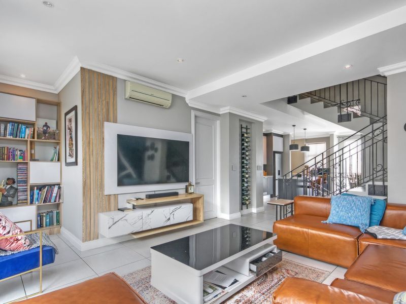 House To Rent in Bryanston - Photo 6