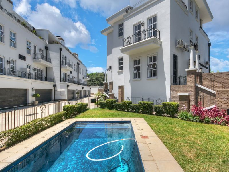 House To Rent in Bryanston - Photo 1