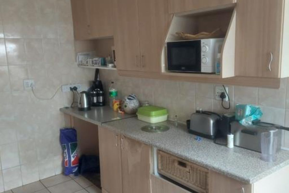 House To Rent in Witpoortjie - Photo 2