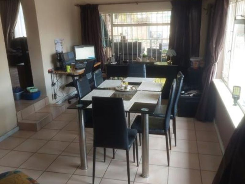 House To Rent in Witpoortjie - Photo 6