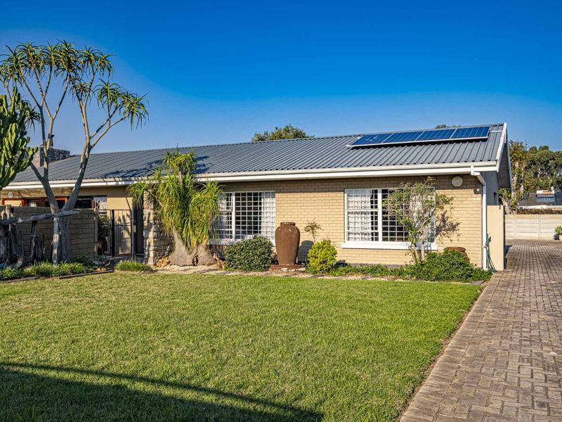 House For Sale in Framesby - Photo 2