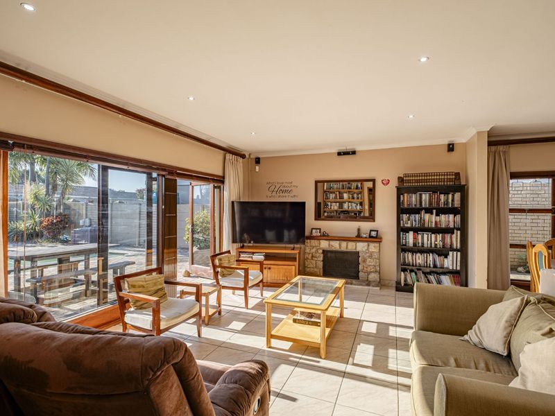 House For Sale in Framesby - Photo 8