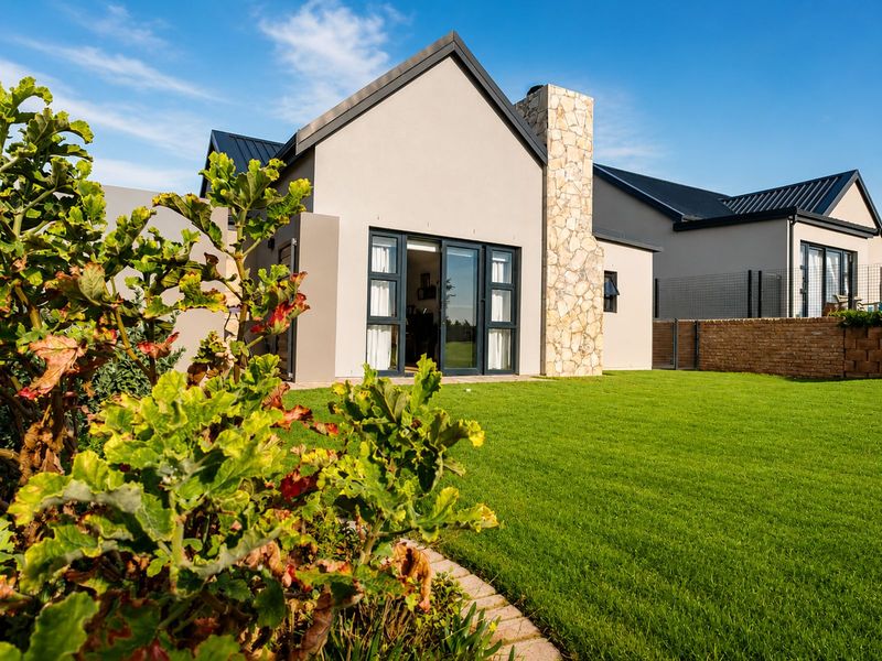 House For Sale in Hartland Lifestyle Estate - Photo 1