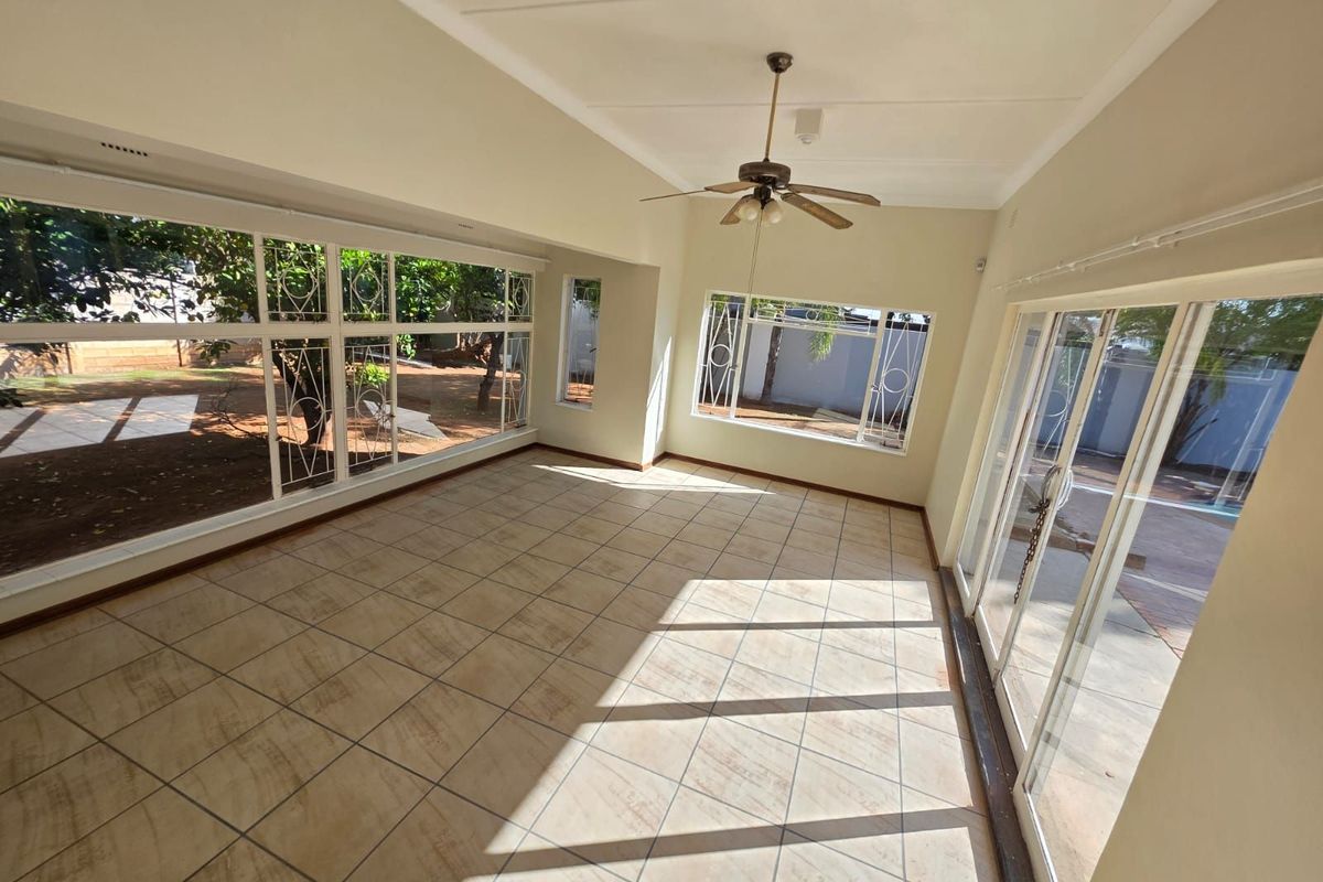 House For Sale in Hadison Park - Photo 3