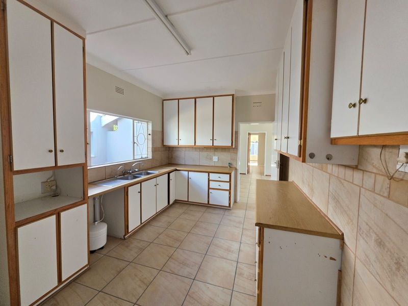 House For Sale in Hadison Park - Photo 10