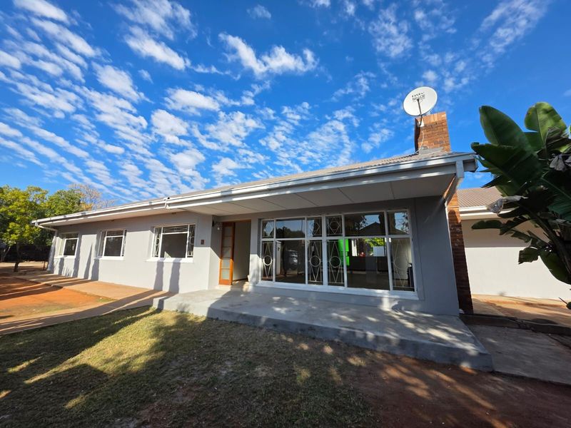House For Sale in Hadison Park - Photo 1