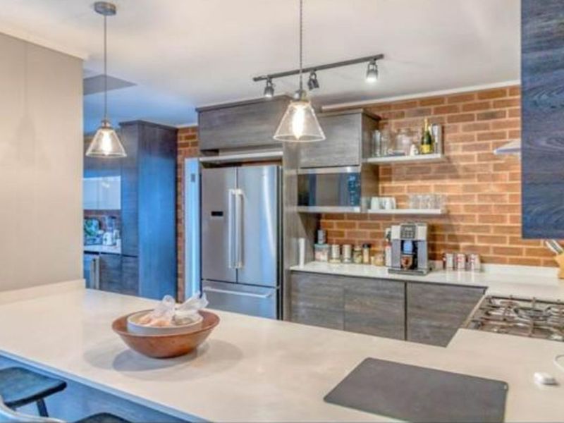 House To Rent in Sharonlea - Photo 4