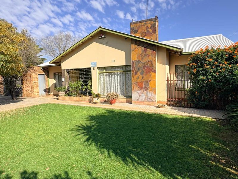 House For Sale in Verwoerdpark - Photo 1