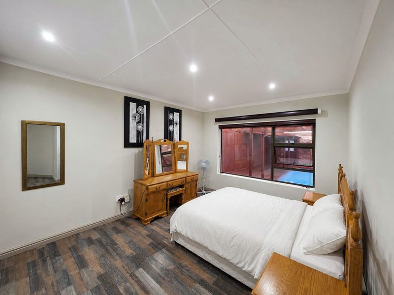 House For Sale in Herolds Bay - Photo 10