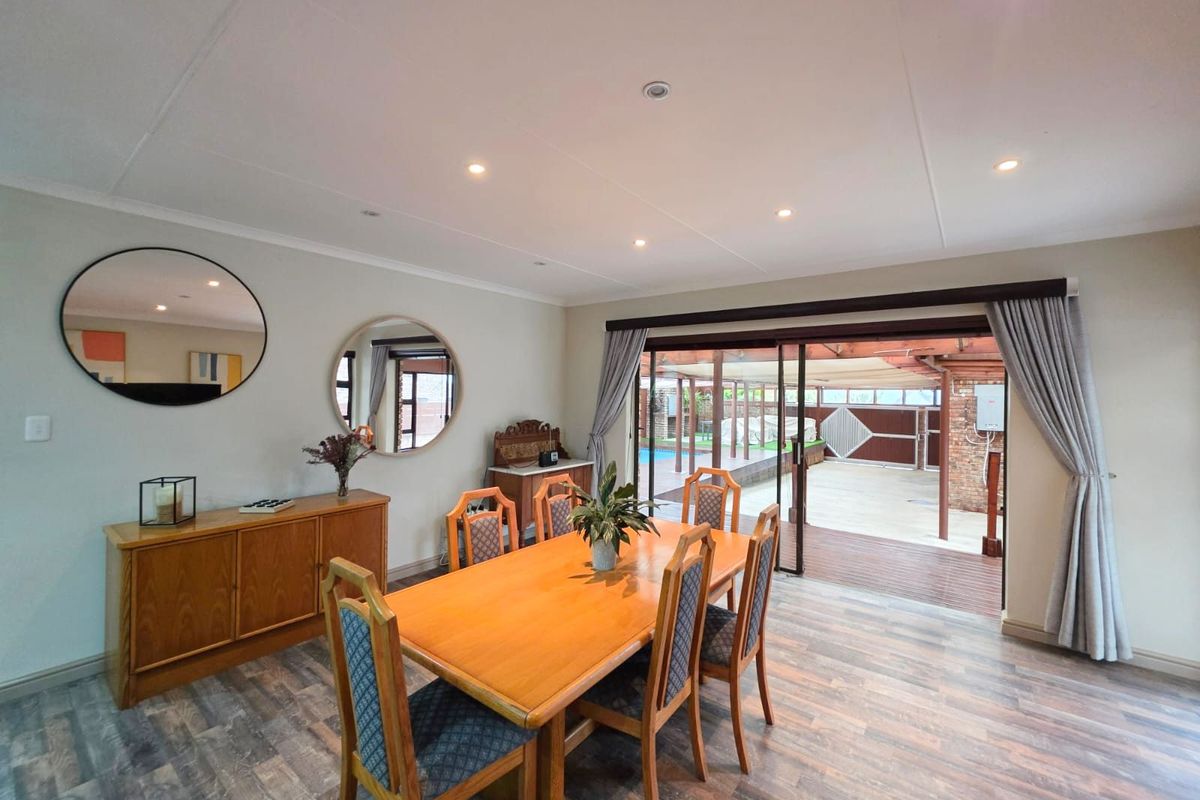 House For Sale in Herolds Bay - Photo 3