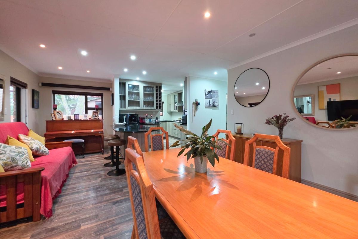 House For Sale in Herolds Bay - Photo 4