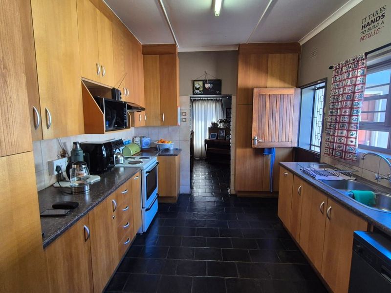 House For Sale in Carters Glen - Photo 6