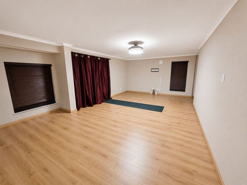 House For Sale in Secunda Central - Photo 2