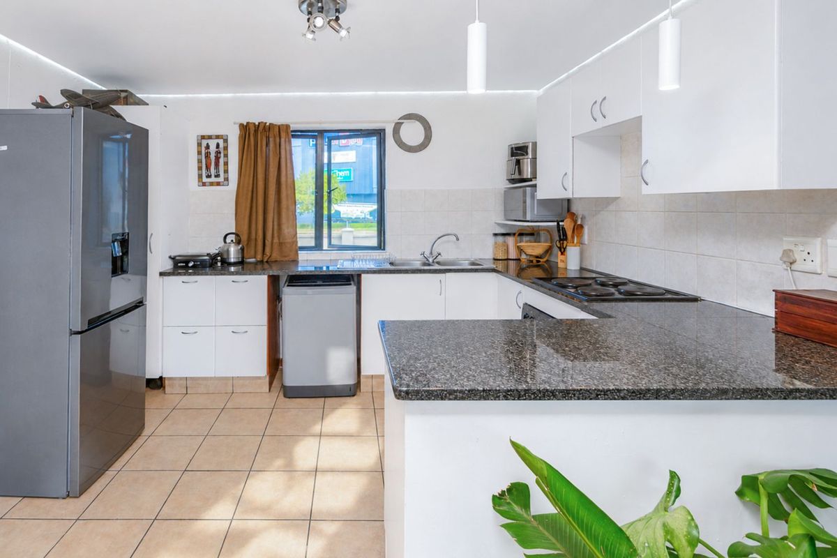 Apartment For Sale in Cresta - Photo 2