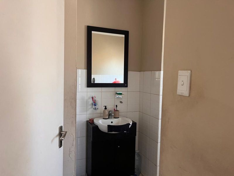 House To Rent in Secunda Central - Photo 10