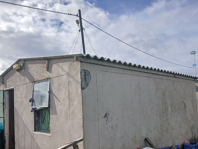 House For Sale in Kwanonqaba - Photo 3