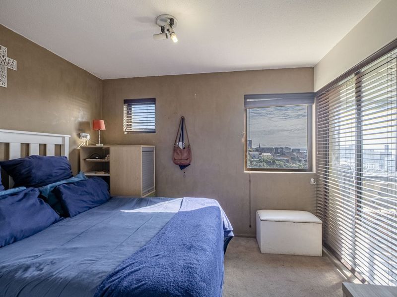 House For Sale in South End - Photo 10