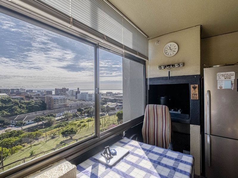House For Sale in South End - Photo 8