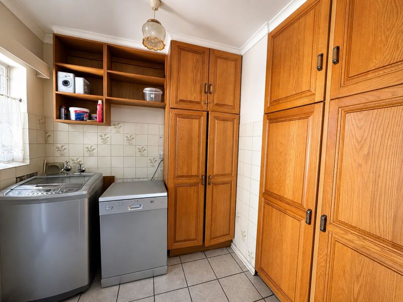 House For Sale in Secunda Central - Photo 10