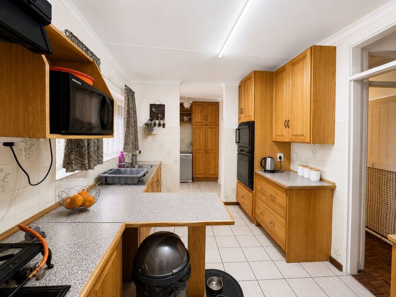 House For Sale in Secunda Central - Photo 9