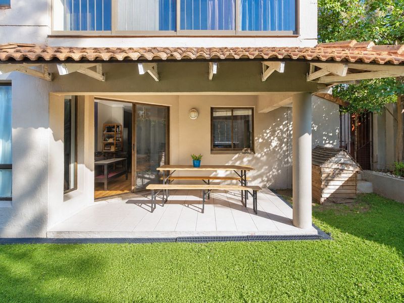 Townhouse For Sale in Magaliessig - Photo 4